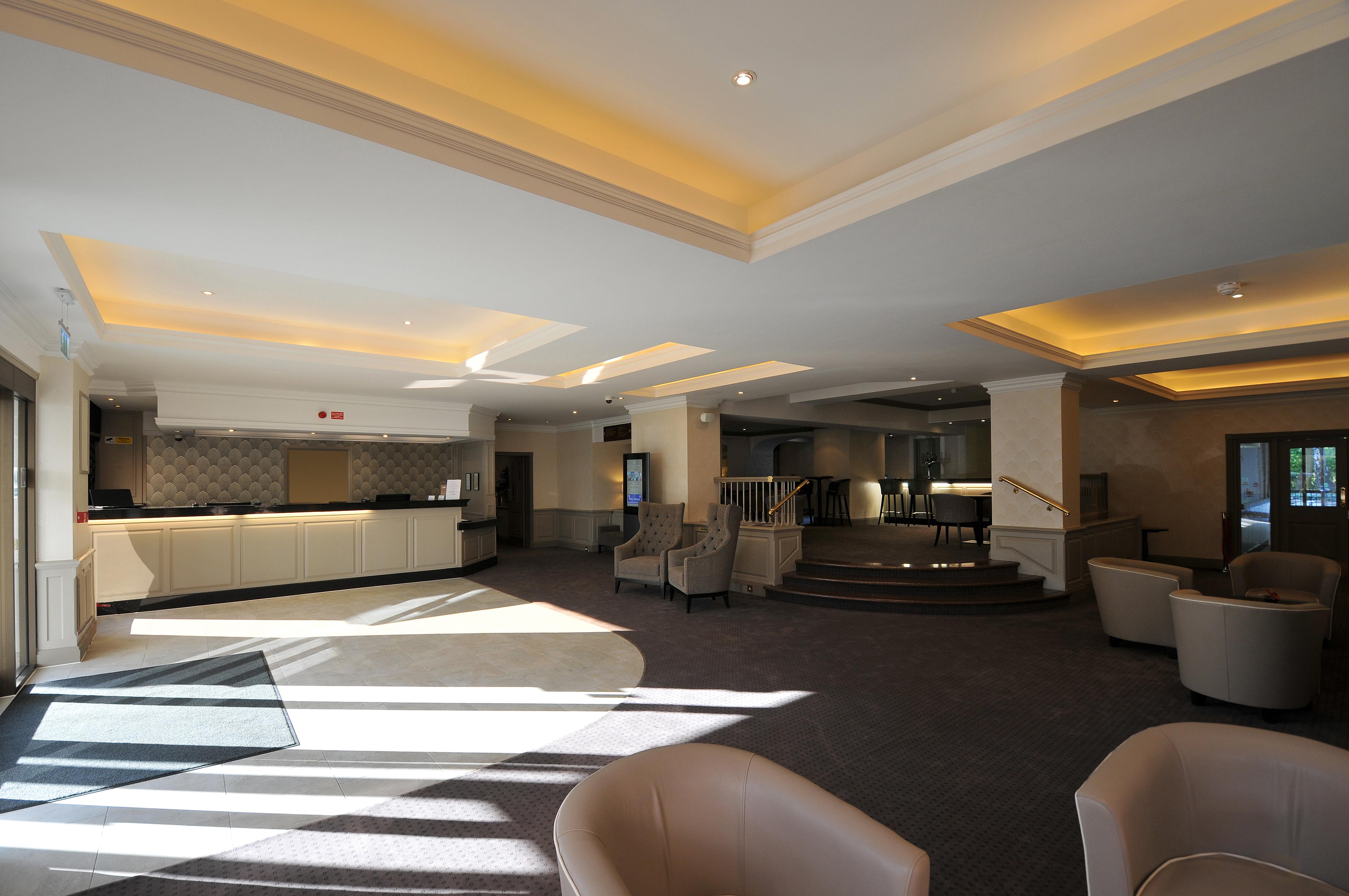 Court London Hotel