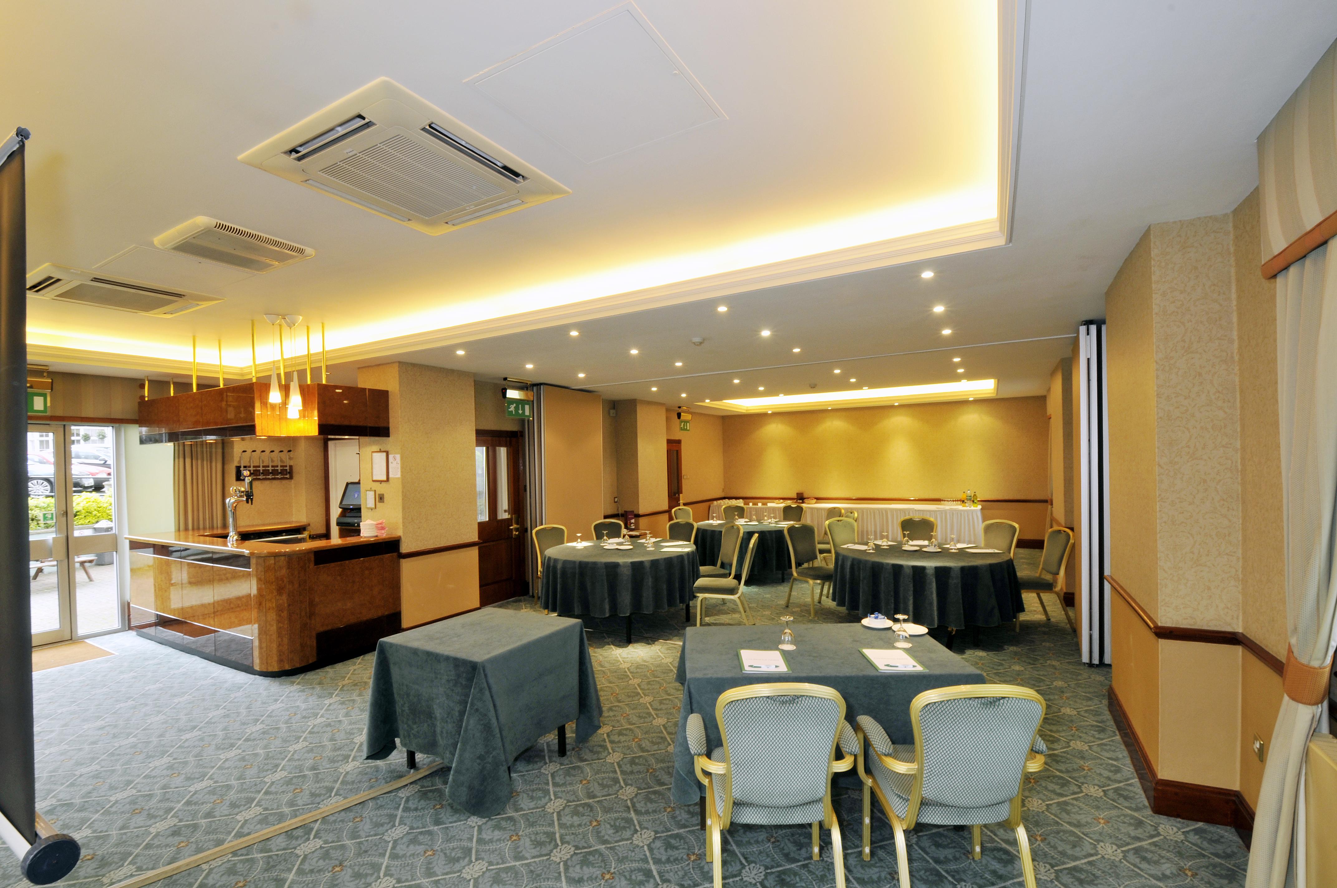 Court London 4*