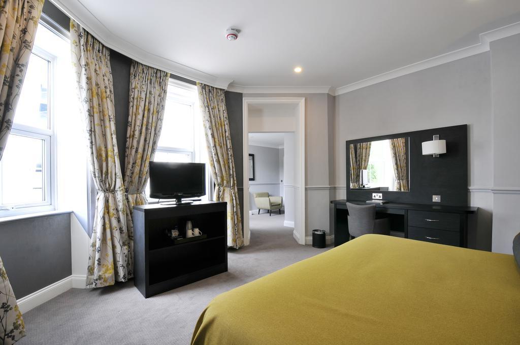 Hotel Court London