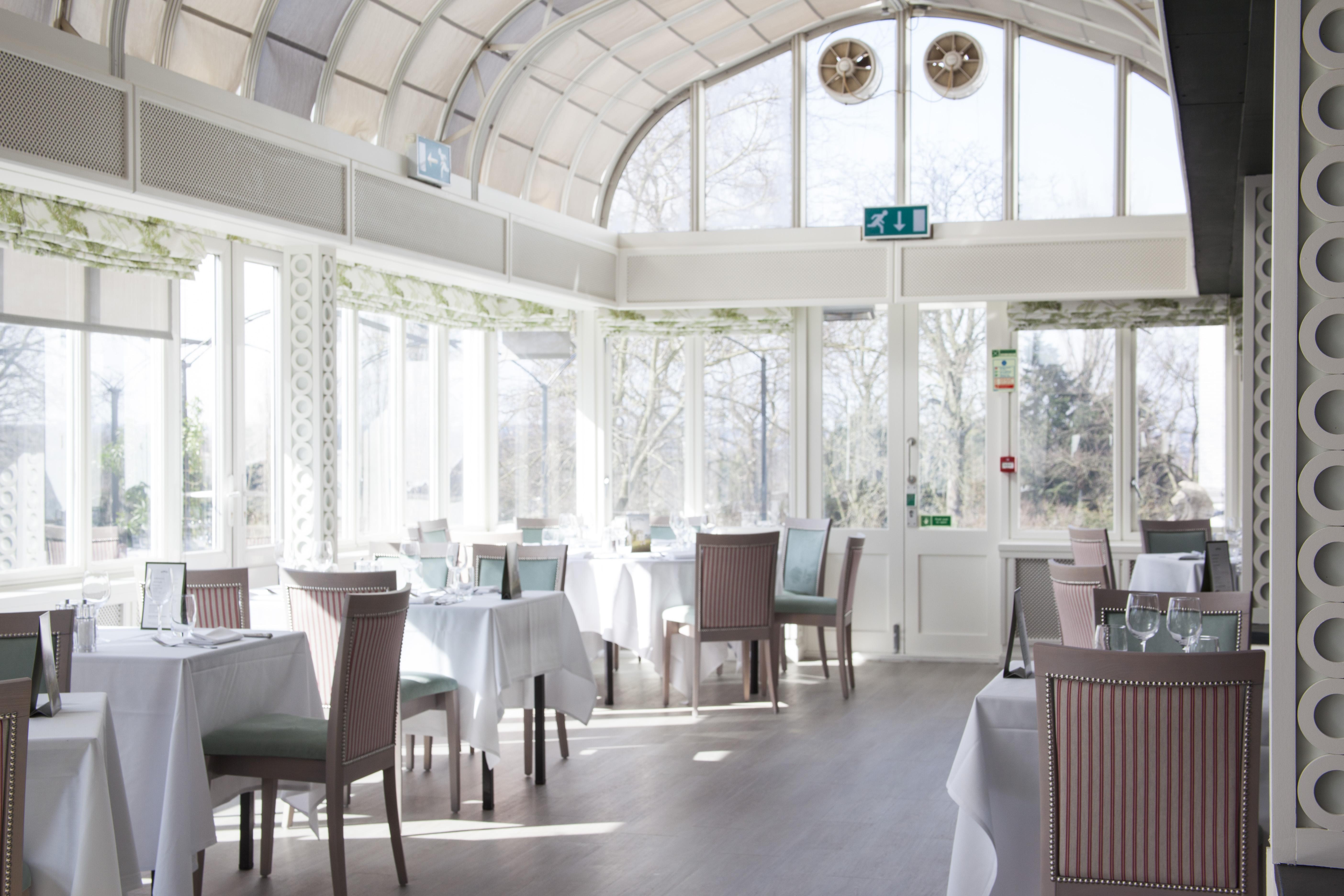 Court London Hotel 4*