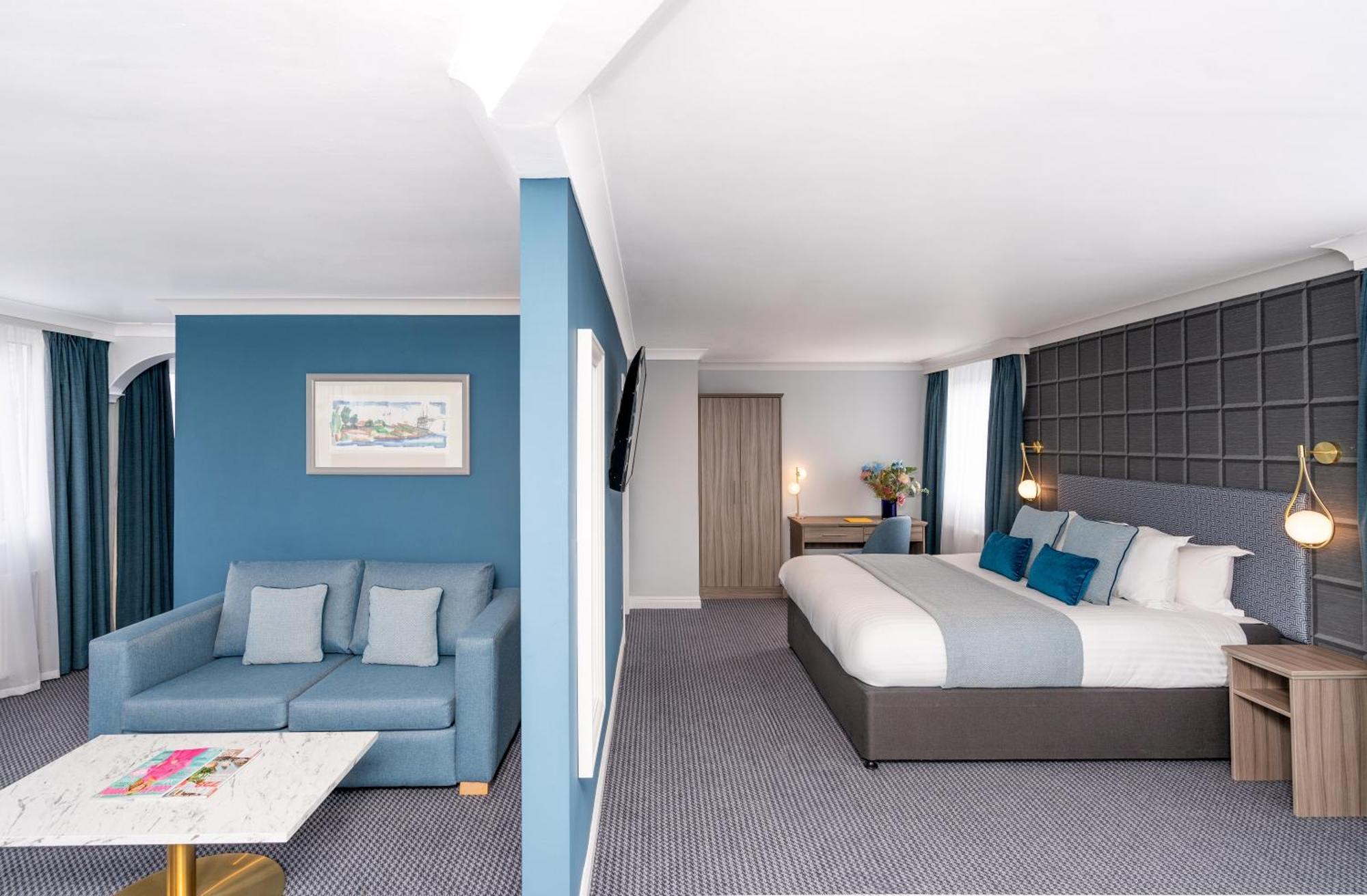 Hotel Court London